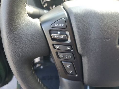 Used 2023 Nissan Frontier SV w/ SV Premium Package RWD image 16