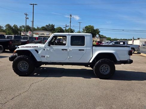 Used 2020 Jeep Gladiator Rubicon AWD/4WD image 4