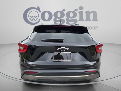 New 2026 Chevrolet Trax ACTIV w/ Sunroof Package