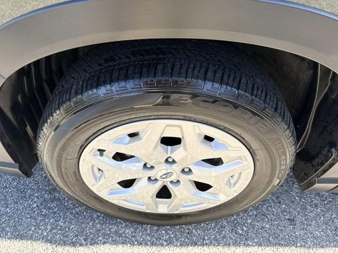 Certified 2023 Subaru Forester image 12