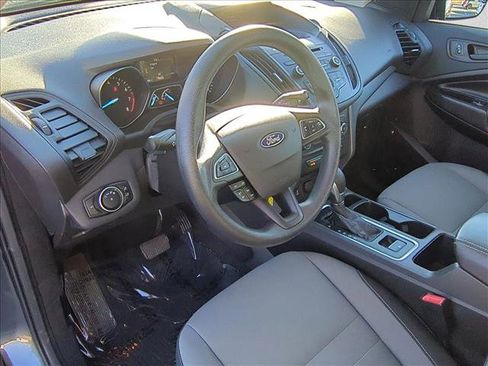 Used 2017 Ford Escape S image 10