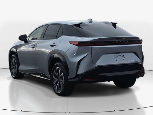 Used 2023 Lexus RZ 450e Premium w/ Technology Package image 5