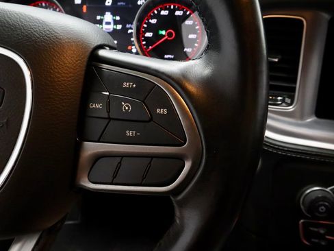 Used 2022 Dodge Charger SXT w/ Plus Group RWD image 28