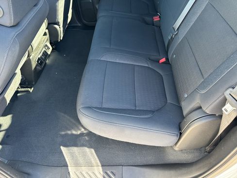 Used 2021 Chevrolet Silverado 1500 LT image 15