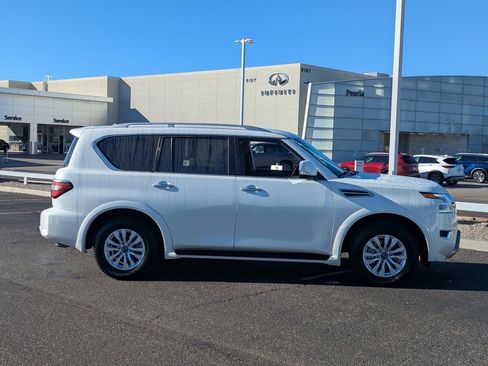 Certified 2024 Nissan Armada SV image 7