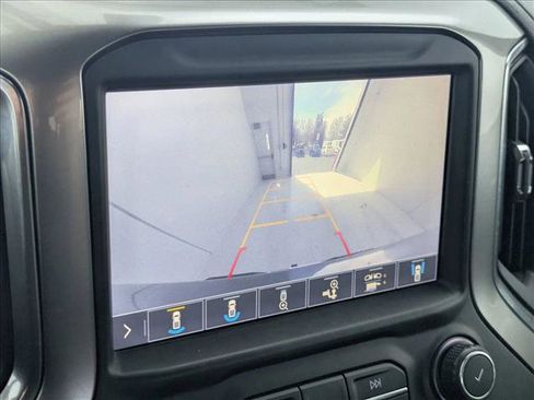Used 2019 Chevrolet Silverado 1500 LTZ AWD/4WD image 12