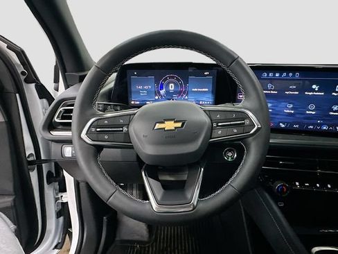 New 2026 Chevrolet Traverse LT w/ LPO, Floor Liner Package AWD/4WD image 12