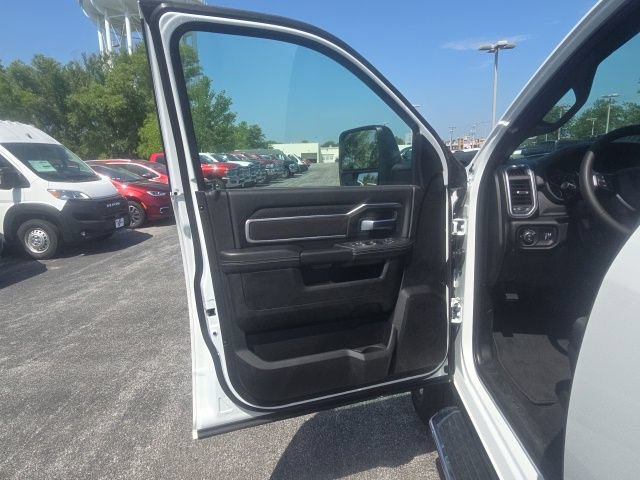 Used 2026 RAM 2500 Big Horn AWD/4WD image 13