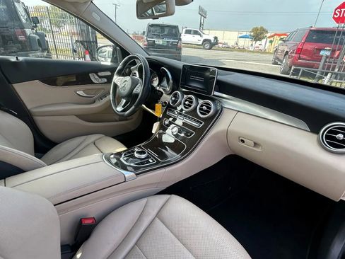 Used 2017 Mercedes-Benz C 300 Sedan image 12