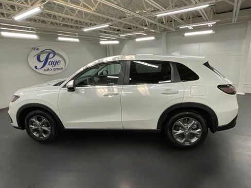 Certified 2026 Honda HR-V LX image 2
