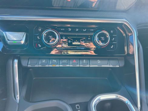 New 2026 GMC Sierra 2500 Denali w/ Denali Reserve Package image 17