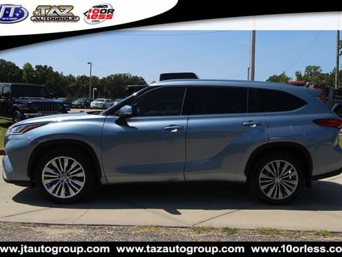 Used 2021 Toyota Highlander Platinum AWD/4WD image 8