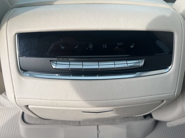 Used 2021 Cadillac Escalade ESV Sport Platinum AWD/4WD image 22