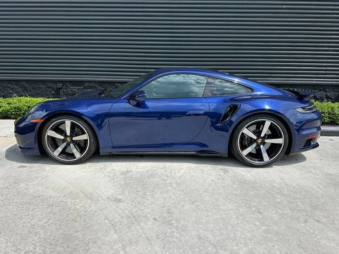 Certified 2025 Porsche 911 Turbo AWD/4WD image 2