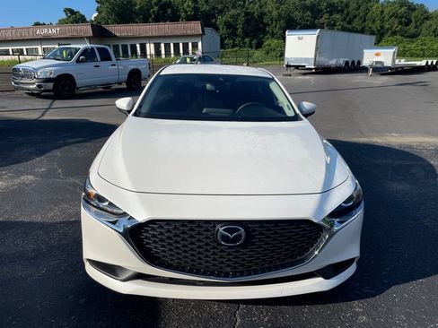 Used 2021 MAZDA MAZDA3 s FWD image 9