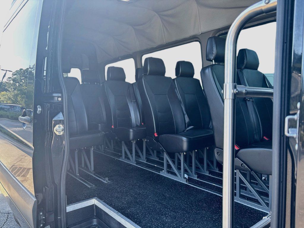 Used 2017 Mercedes-Benz Sprinter 3500 image 17
