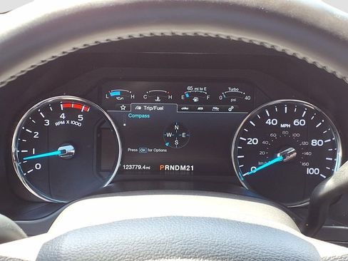 Used 2019 Ford F350 Platinum w/ Platinum Ultimate Package AWD/4WD image 35