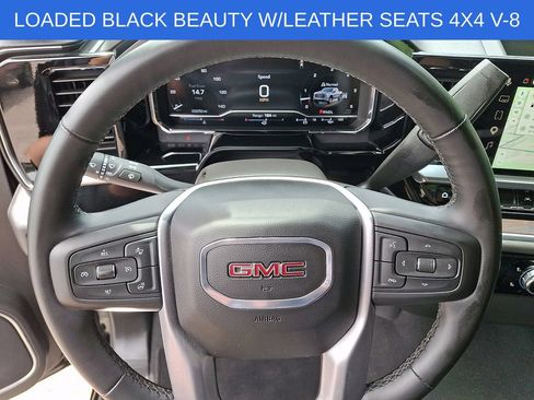 Used 2025 GMC Sierra 1500 SLT AWD/4WD image 19
