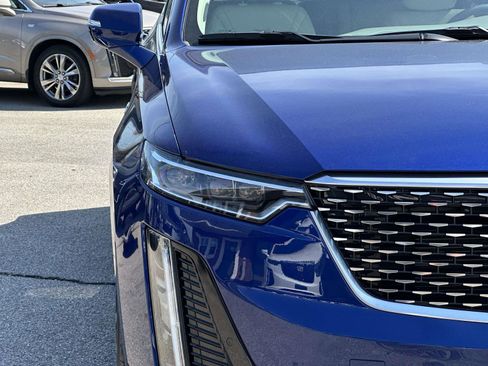 Certified 2023 Cadillac XT6 Premium Luxury image 8