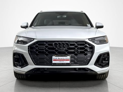 Used 2025 Audi Q5 e Premium Plus w/ Premium Plus Package image 8