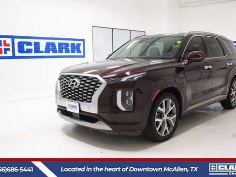 Used 2022 Hyundai Palisade Limited w/ Winter Package FWD image 1