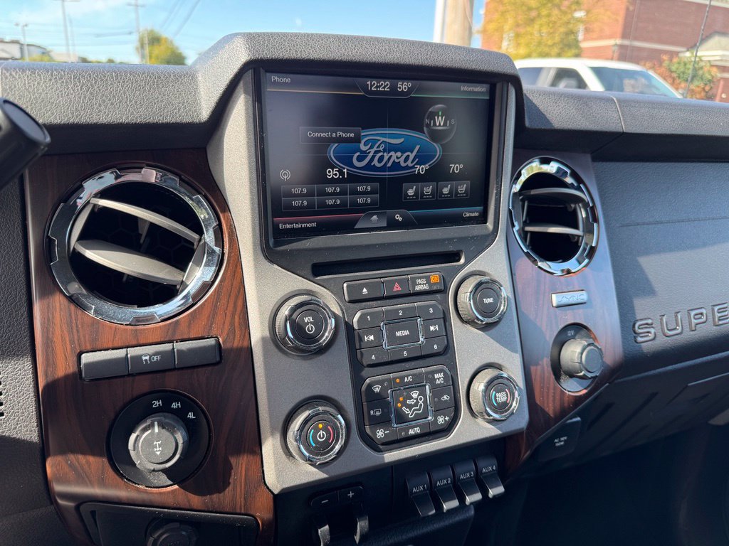 Used 2016 Ford F350 Lariat AWD/4WD image 15
