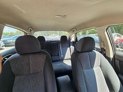 Used 2015 Nissan Sentra SV image 32