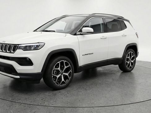 Used 2025 Jeep Compass Limited AWD/4WD image 3