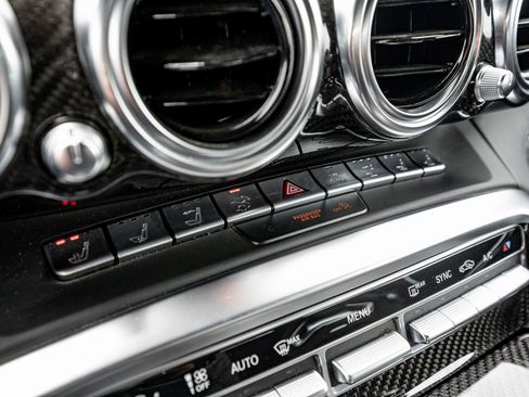 Used 2018 Mercedes-Benz AMG GT Roadster image 11