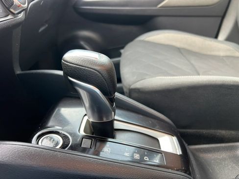 Used 2020 Nissan Kicks S FWD image 27