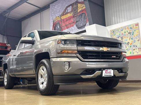 Used 2017 Chevrolet Silverado 1500 LT w/ All Star Edition AWD/4WD image 41
