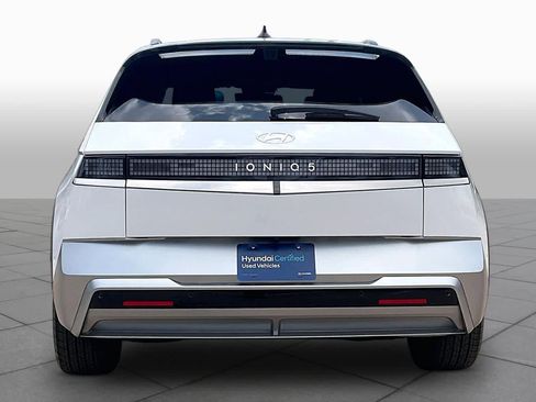 Certified 2025 Hyundai Ioniq 5 Limited RWD image 4