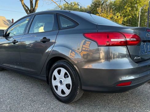 Used 2018 Ford Focus S image 8