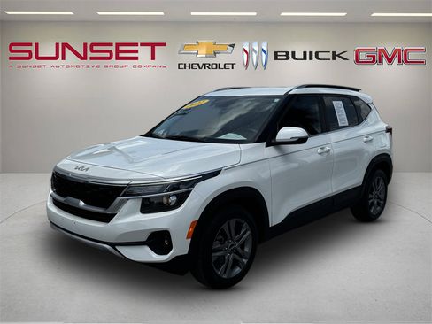 Used 2022 Kia Seltos S FWD image 8