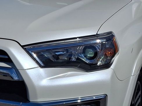 Used 2022 Toyota 4Runner Limited image 9