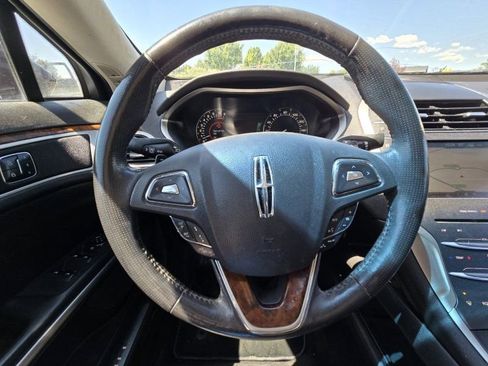 Used 2014 Lincoln MKZ AWD image 14
