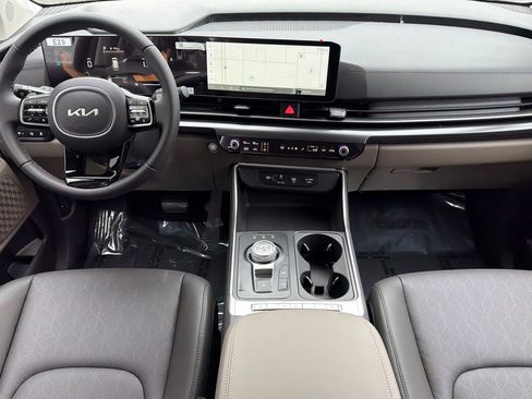 New 2026 Kia Carnival LXS image 11