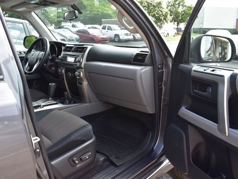 Used 2011 Toyota 4Runner SR5 AWD/4WD image 16