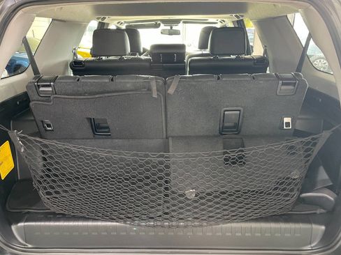 Used 2016 Toyota 4Runner Limited image 8