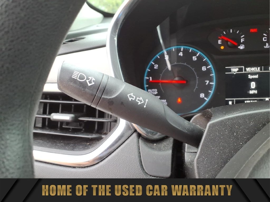 Used 2018 Chevrolet Equinox LS FWD image 24