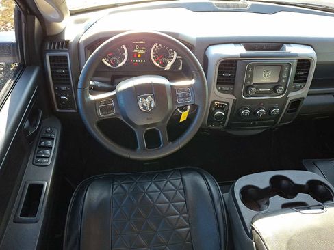 Used 2017 RAM 1500 Express w/ Black Ram 1500 Express Group image 10