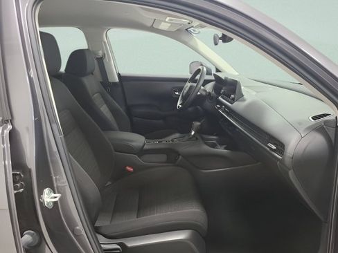 Used 2025 Honda HR-V LX image 11