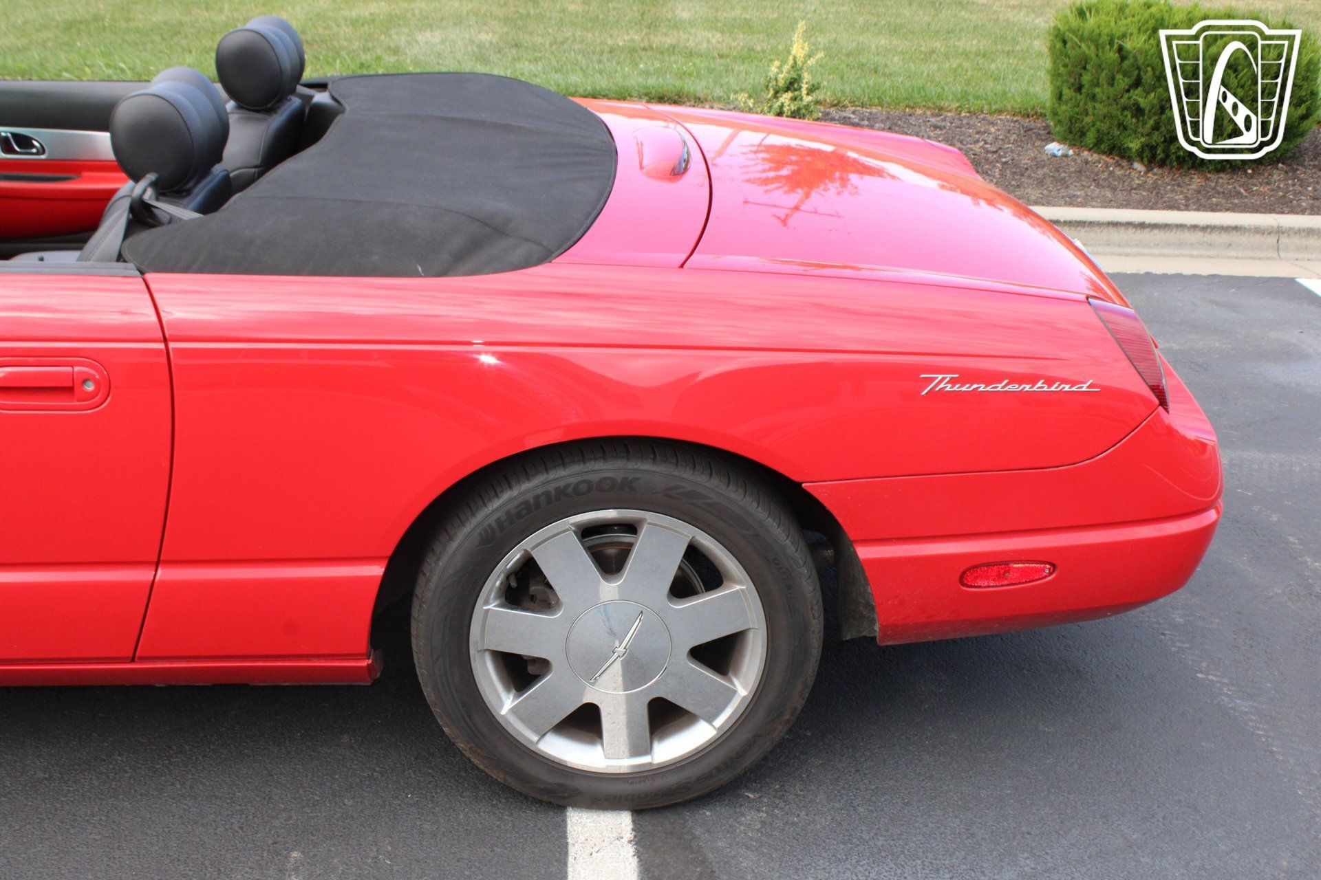Used 2002 Ford Thunderbird RWD image 28