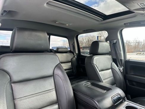 Used 2018 GMC Sierra 1500 Denali w/ Denali Ultimate Package image 8