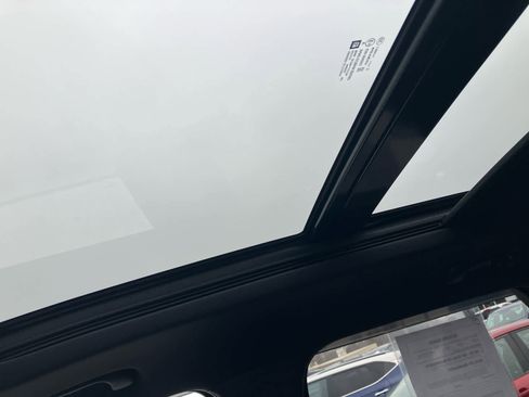 Used 2019 Chevrolet Blazer RS w/ Sun and Wheels Package image 19