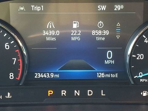 Used 2023 Ford Explorer XLT image 21