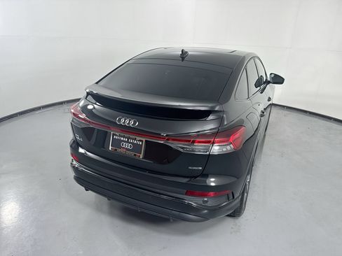 Used 2023 Audi Q4 e-tron Premium Plus w/ Premium Plus AWD/4WD image 7