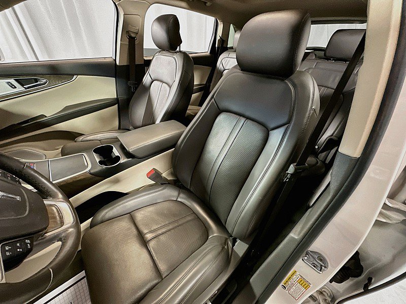 Used 2019 Lincoln Nautilus Reserve w/ Ultimate Package FWD image 21