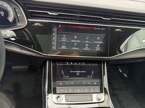 Used 2022 Audi Q7 3.0T Premium Plus w/ Premium Plus Package image 18