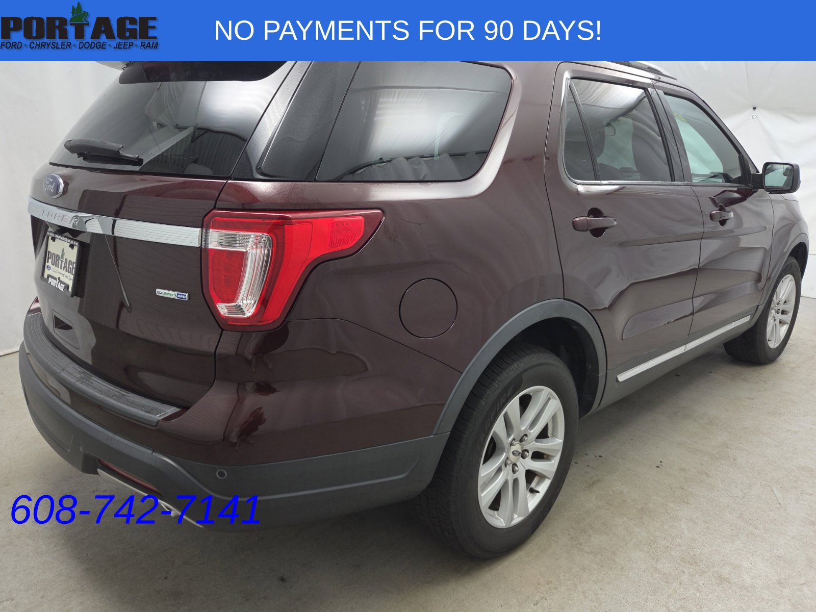 Used 2018 Ford Explorer XLT AWD/4WD image 6
